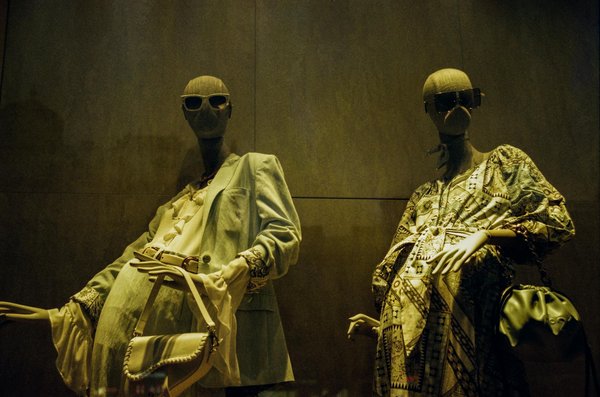 Explore les meilleures offres de vêtements lilo & stitch à prix réduits